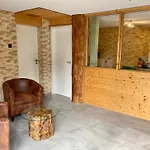 Naturstammhaus Und Zum Brockenbaecker