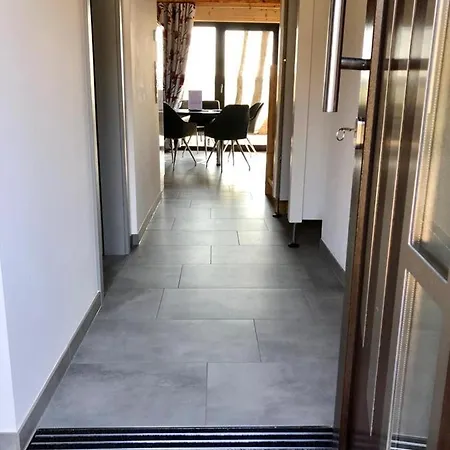 Naturstammhaus Und Zum Brockenbaecker Tanne