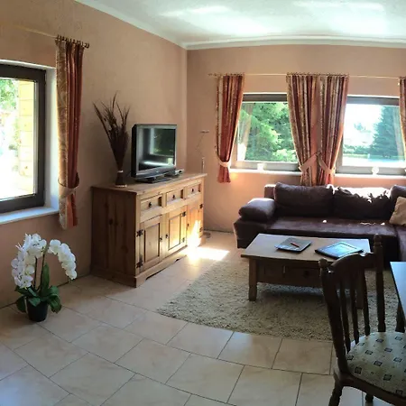 Daire Naturstammhaus Und Zum Brockenbaecker Tanne