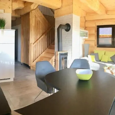 Naturstammhaus Und Zum Brockenbaecker Tanne