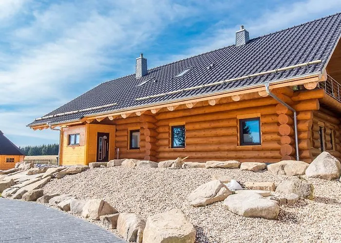 Naturstammhaus Und Zum Brockenbaecker Tanne