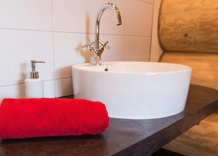 Naturstammhaus Und Zum Brockenbaecker * Tanne